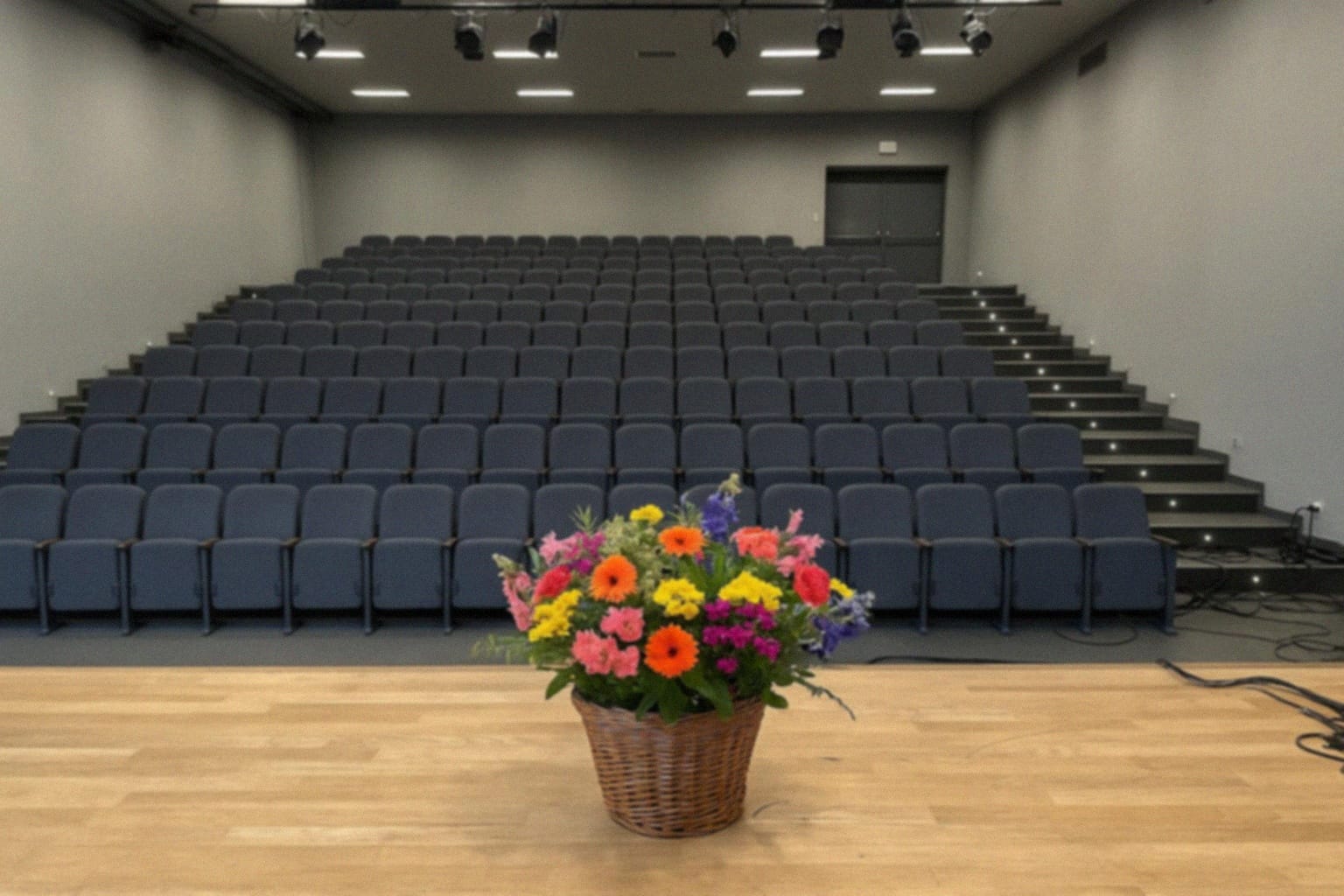 Warsztaty malowania w Ośrodku Kultury w Luboniu